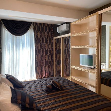 Park Azure Louvre Apartment 바쿠 외부 사진