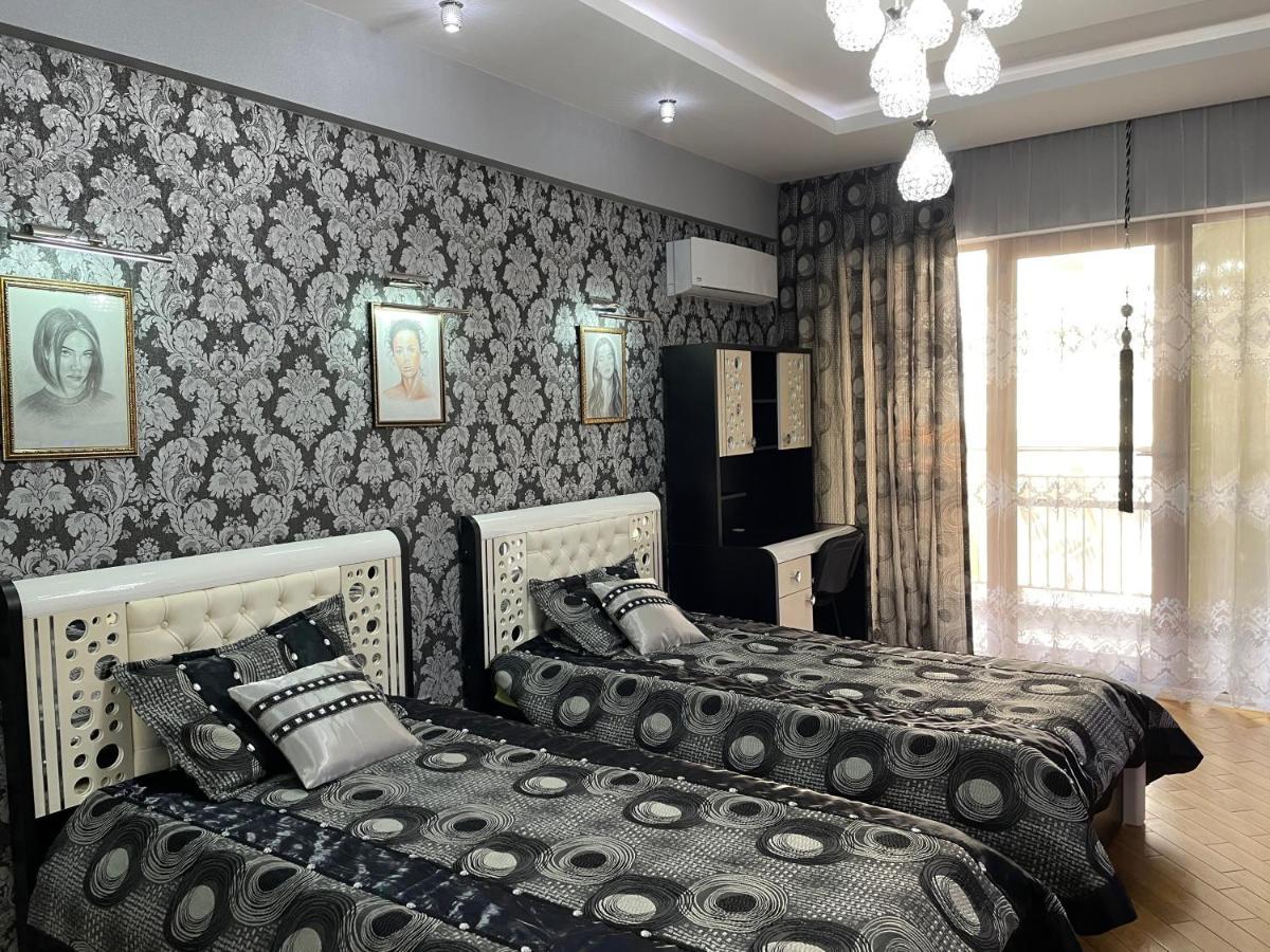 Park Azure Louvre Apartment 바쿠 외부 사진