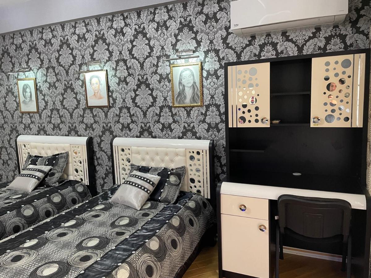 Park Azure Louvre Apartment 바쿠 외부 사진
