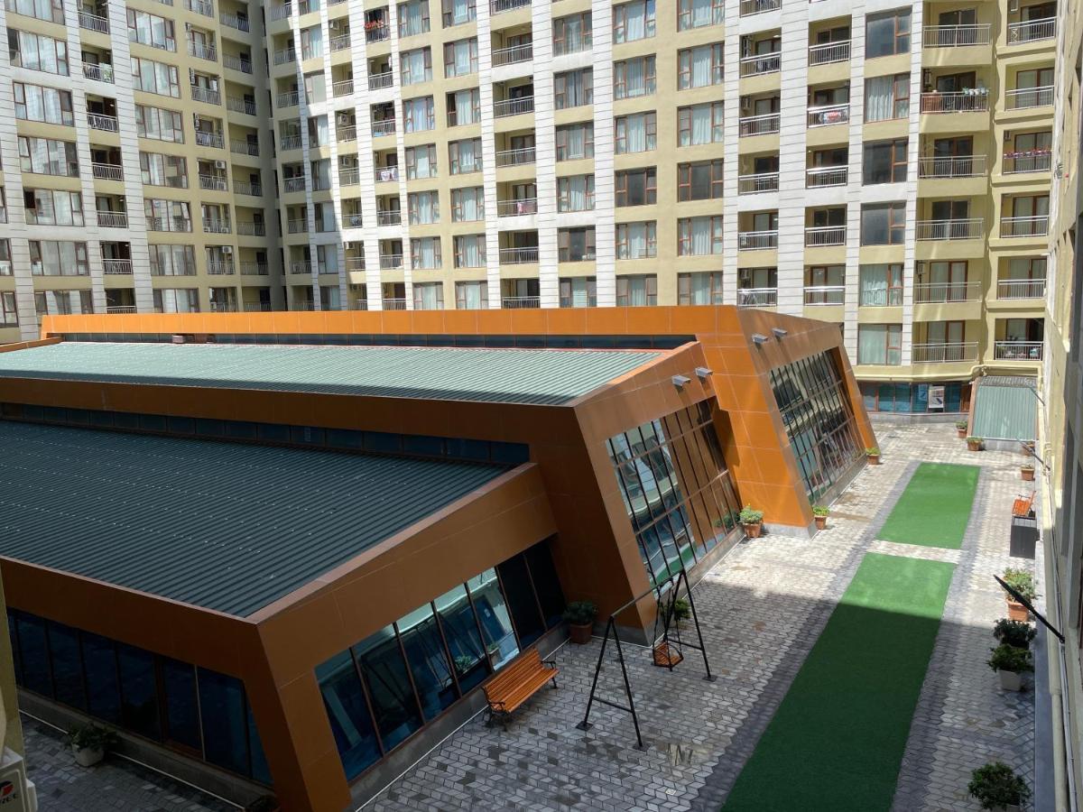 Park Azure Louvre Apartment 바쿠 외부 사진